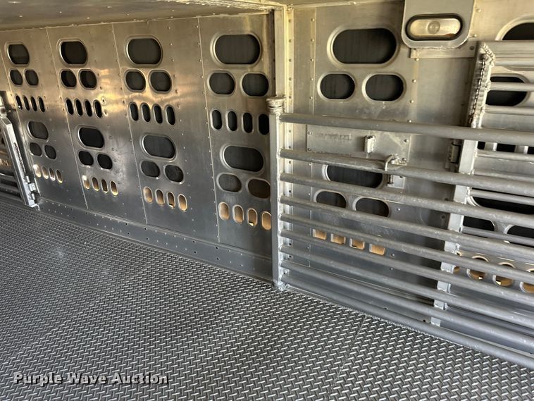 image for item EB2572 2008 Barrett livestock trailer