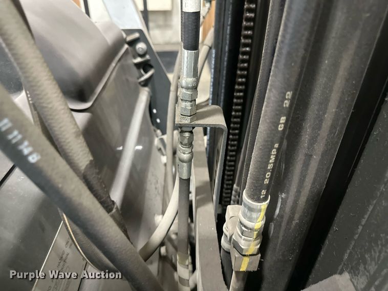 image for item EB2585 2019 UniCarriers CSF40 forklift