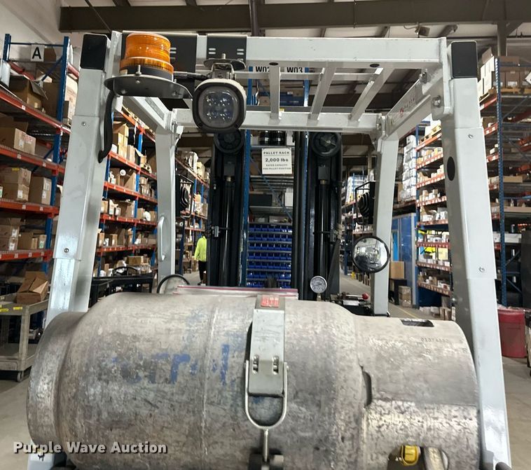 image for item EB2585 2019 UniCarriers CSF40 forklift