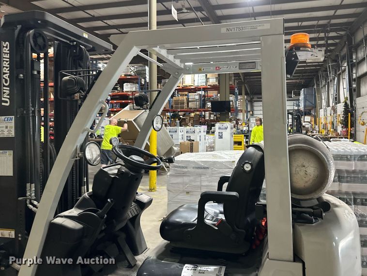image for item EB2585 2019 UniCarriers CSF40 forklift