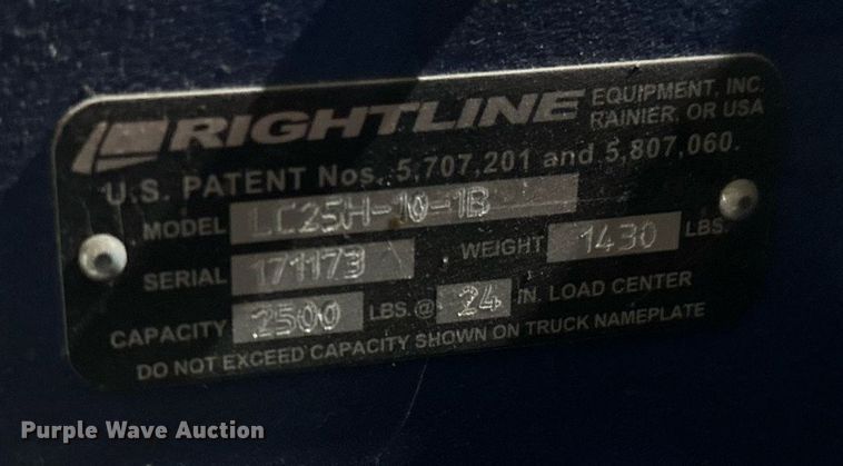 image for item EB2585 2019 UniCarriers CSF40 forklift