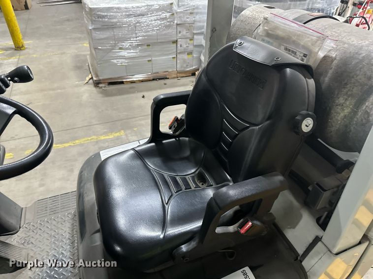 image for item EB2585 2019 UniCarriers CSF40 forklift