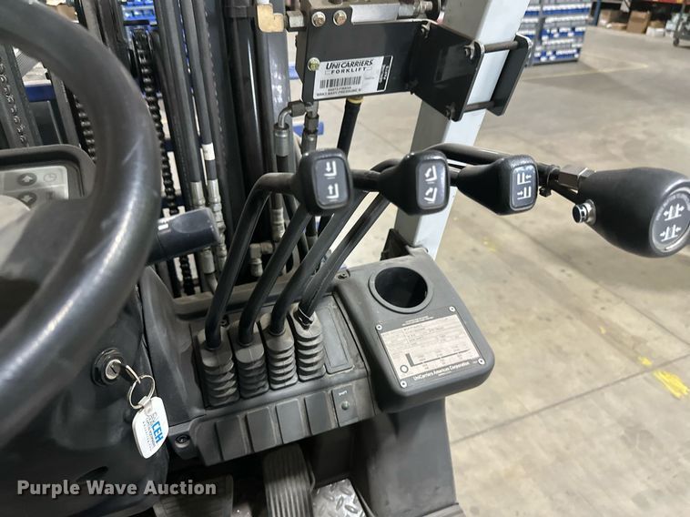 image for item EB2585 2019 UniCarriers CSF40 forklift