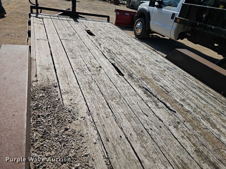 image for item EB8065 2007 Starlite equipment trailer