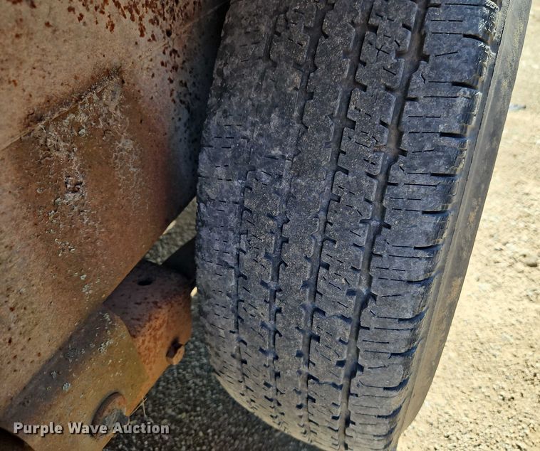 image for item EB8065 2007 Starlite equipment trailer