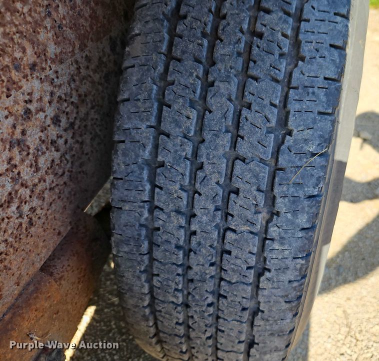 image for item EB8065 2007 Starlite equipment trailer