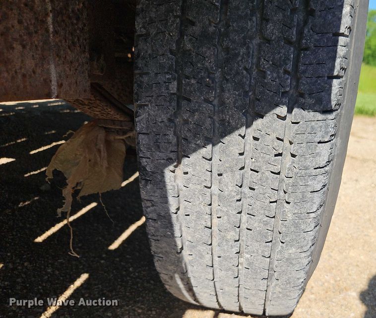 image for item EB8065 2007 Starlite equipment trailer