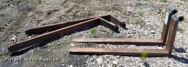 image for item EB8084 (2) sets of forks