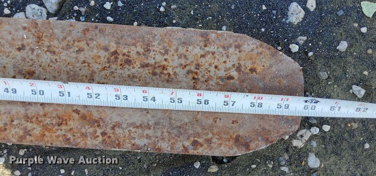 image for item EB8084 (2) sets of forks