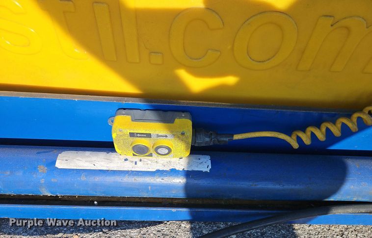 image for item EB8086 Vestil 2HLTG-4450 lift