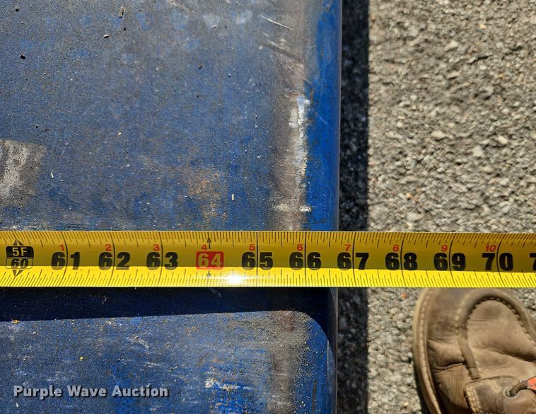 image for item EB8086 Vestil 2HLTG-4450 lift