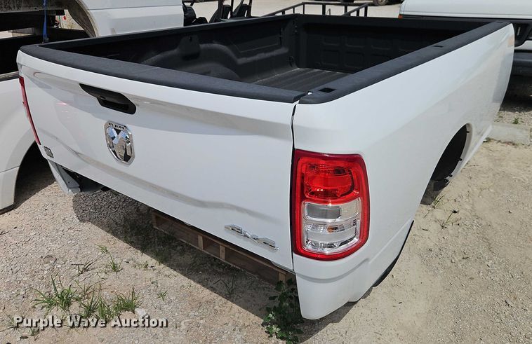 image for item EB8089 Pickup truck bed