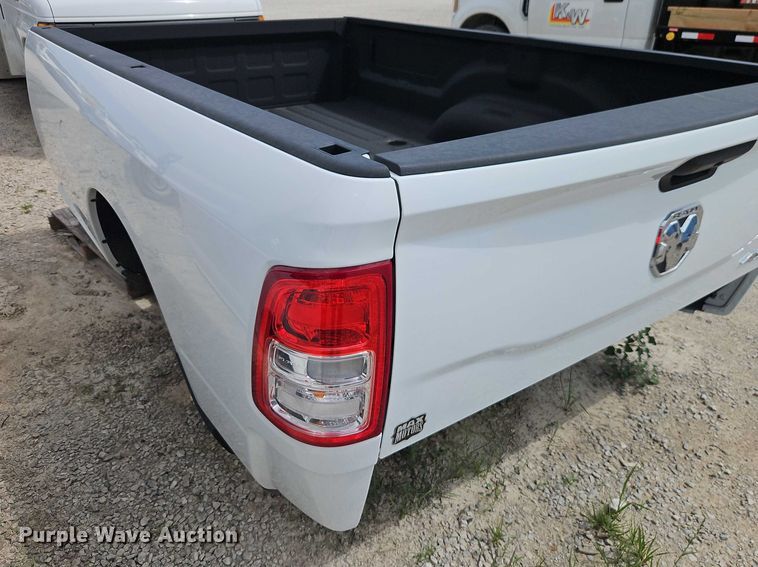 image for item EB8089 Pickup truck bed