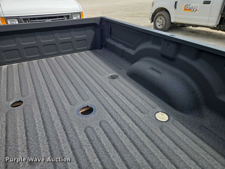 image for item EB8089 Pickup truck bed