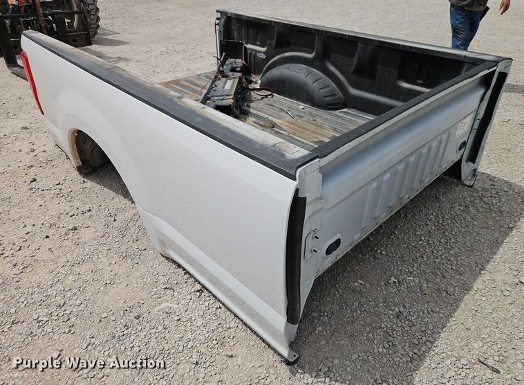 image for item EB8090 Pickup truck bed