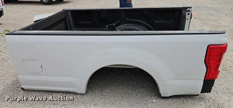 image for item EB8090 Pickup truck bed
