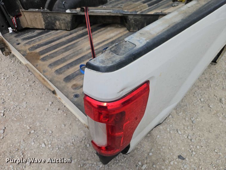 image for item EB8090 Pickup truck bed