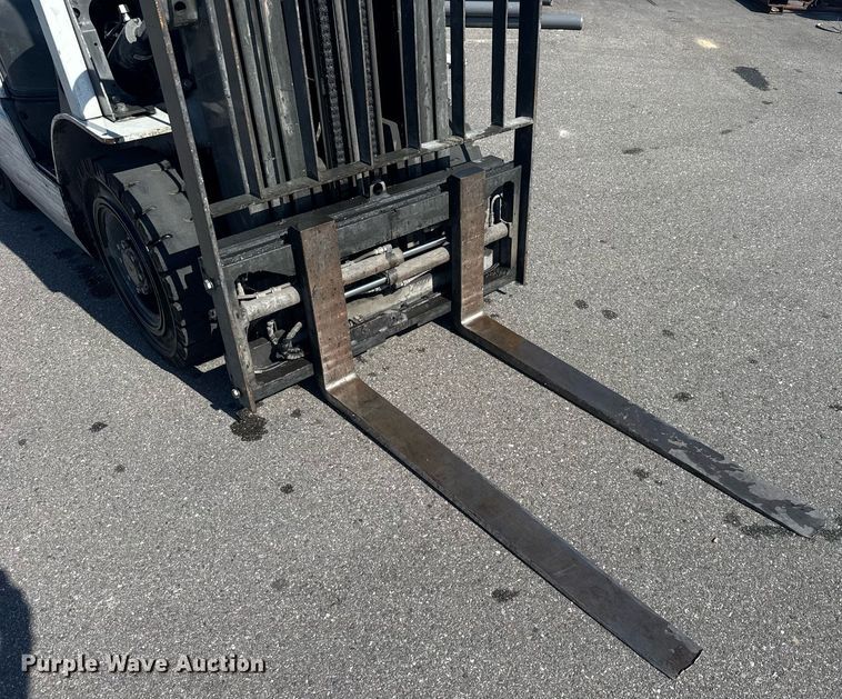 image for item EC3606 2017 UniCarriers PF50 forklift