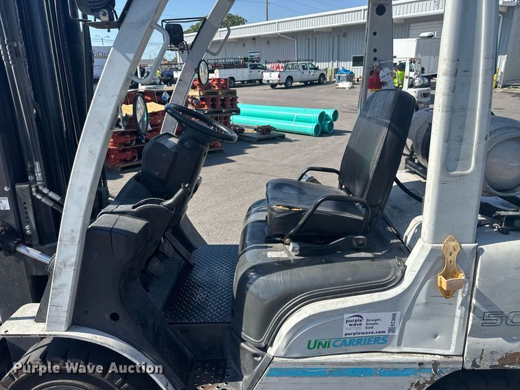 image for item EC3606 2017 UniCarriers PF50 forklift
