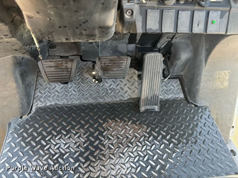 image for item EC3606 2017 UniCarriers PF50 forklift