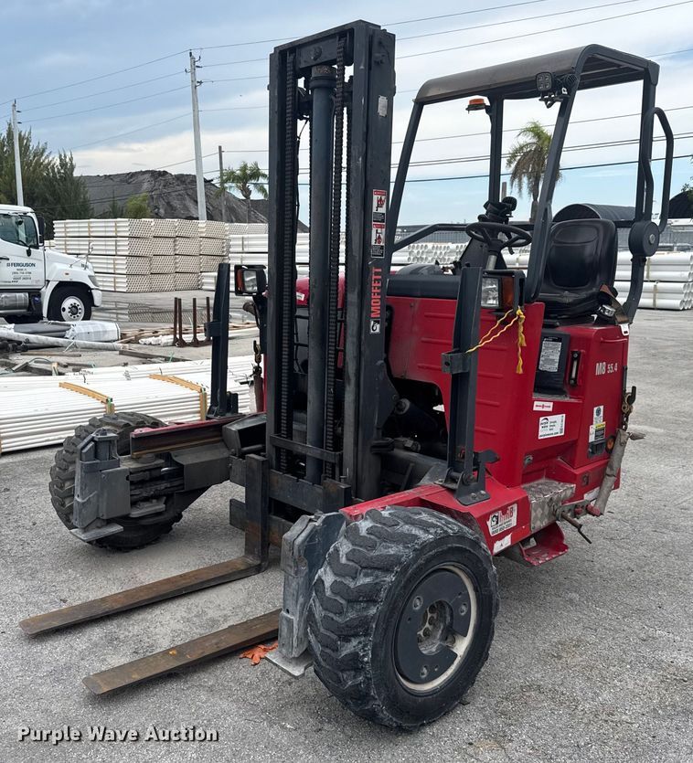 image for item EC3616 2016 Moffett M8 55.4 forklift