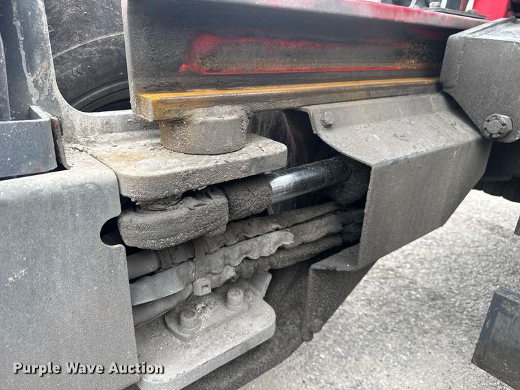 image for item EC3616 2016 Moffett M8 55.4 forklift