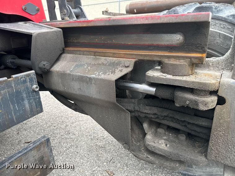 image for item EC3616 2016 Moffett M8 55.4 forklift