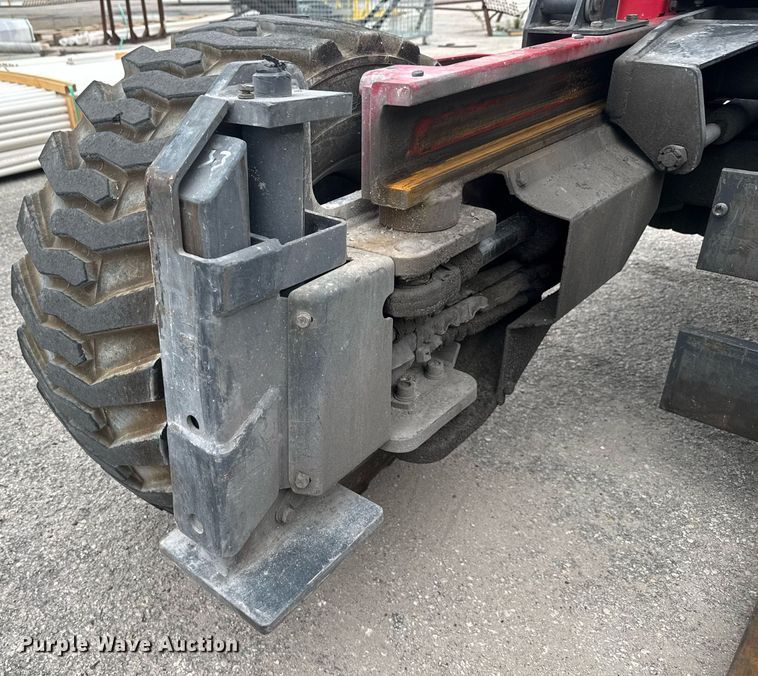 image for item EC3616 2016 Moffett M8 55.4 forklift