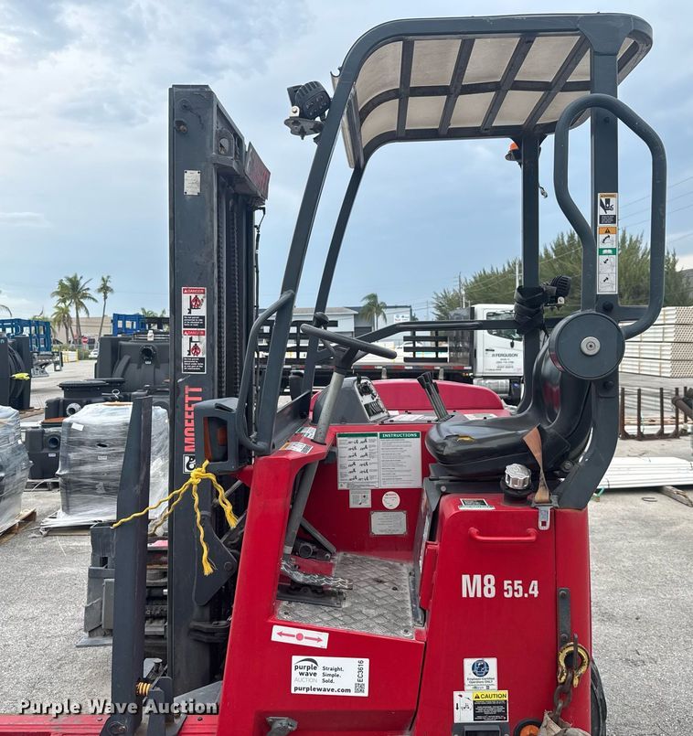 image for item EC3616 2016 Moffett M8 55.4 forklift