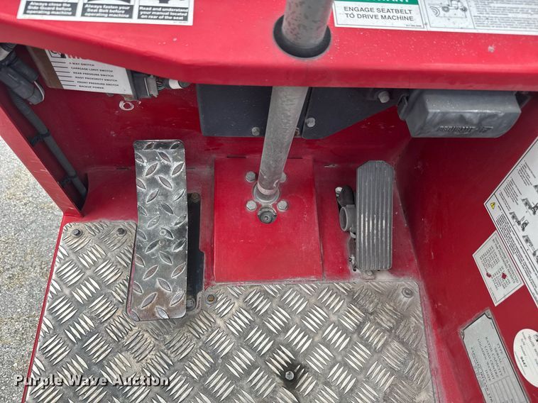 image for item EC3616 2016 Moffett M8 55.4 forklift