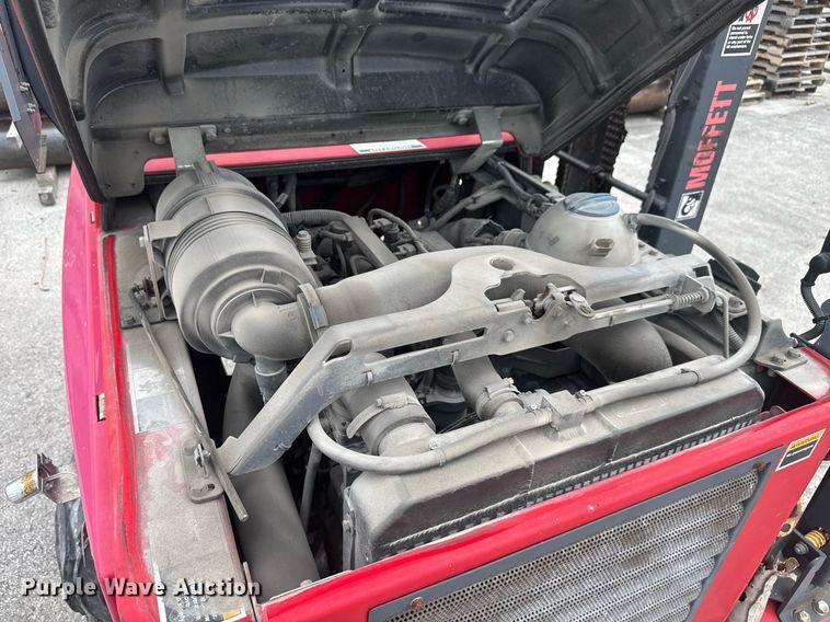 image for item EC3616 2016 Moffett M8 55.4 forklift