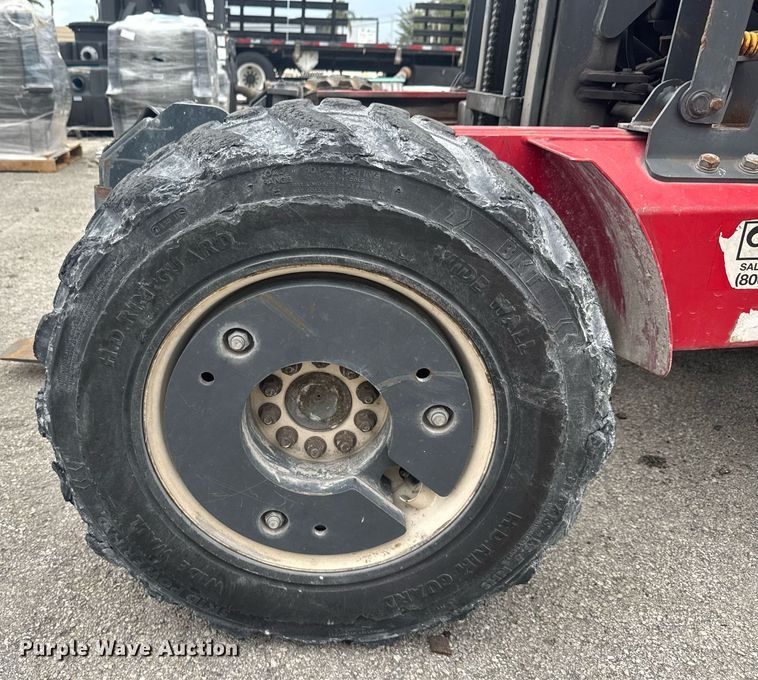 image for item EC3616 2016 Moffett M8 55.4 forklift