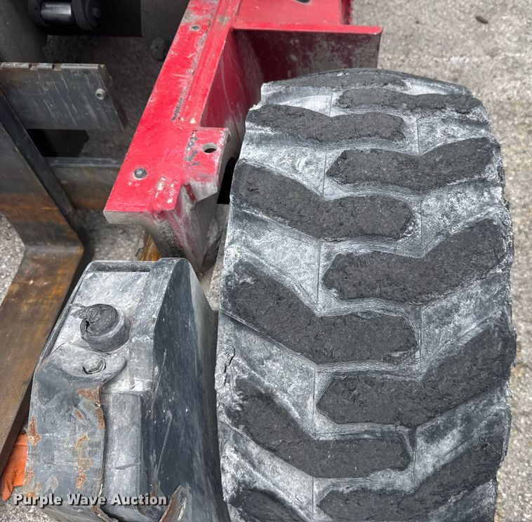 image for item EC3616 2016 Moffett M8 55.4 forklift