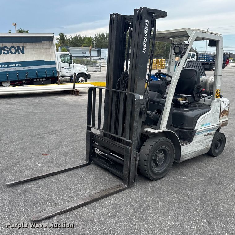 image for item EC3617 2017 UniCarriers PF50 forklift