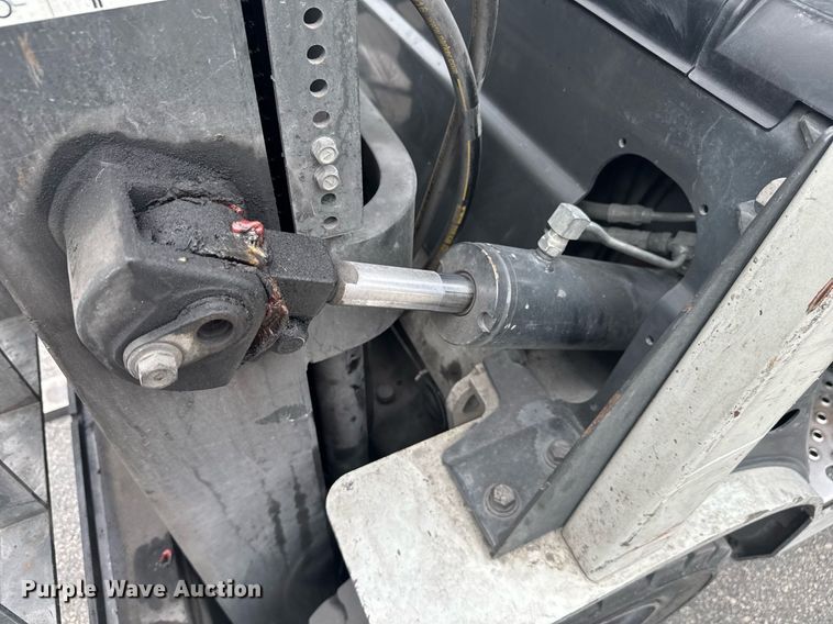 image for item EC3617 2017 UniCarriers PF50 forklift