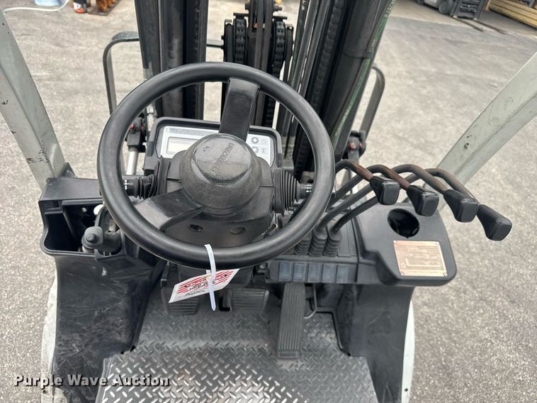 image for item EC3617 2017 UniCarriers PF50 forklift