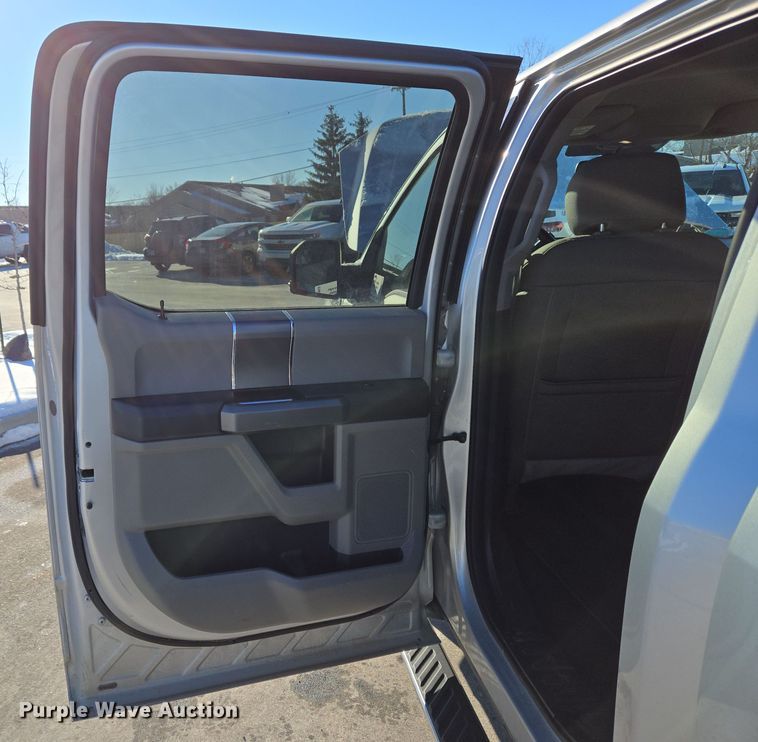 image for item EC3953 2018 Ford F150 XLT SuperCrew pickup truck