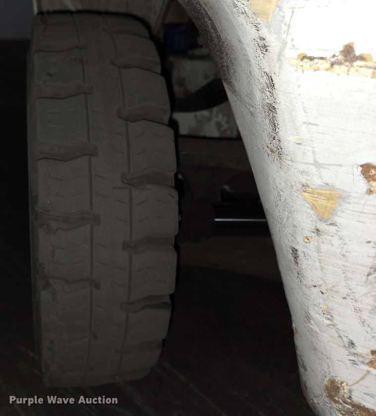 image for item EC4245 2015 Nissan PF50 forklift