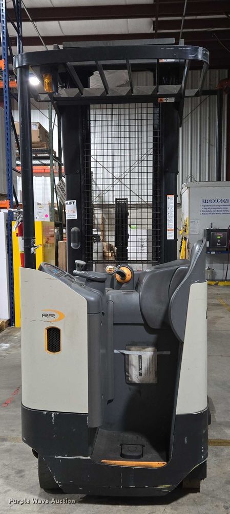 image for item EC4248 2015 Crown RR5725-35 reach truck