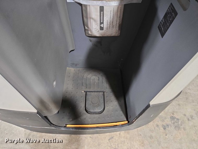 image for item EC4248 2015 Crown RR5725-35 reach truck