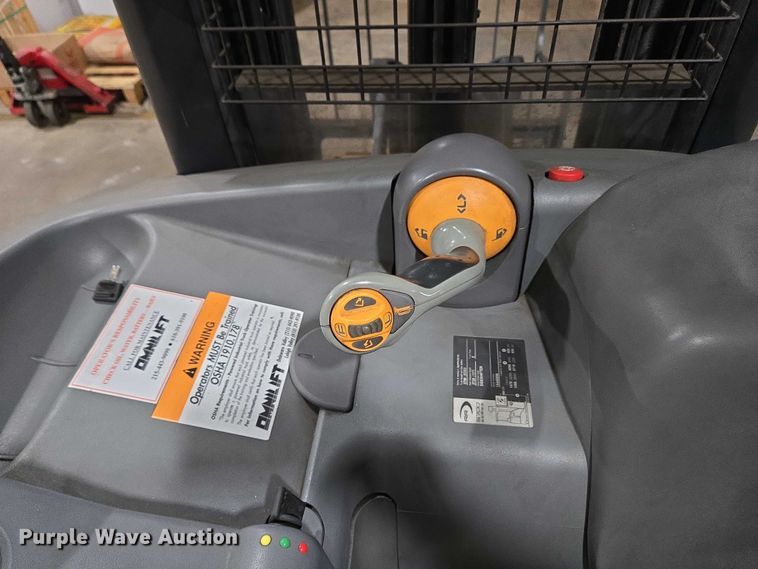 image for item EC4248 2015 Crown RR5725-35 reach truck