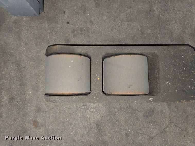 image for item EC4248 2015 Crown RR5725-35 reach truck