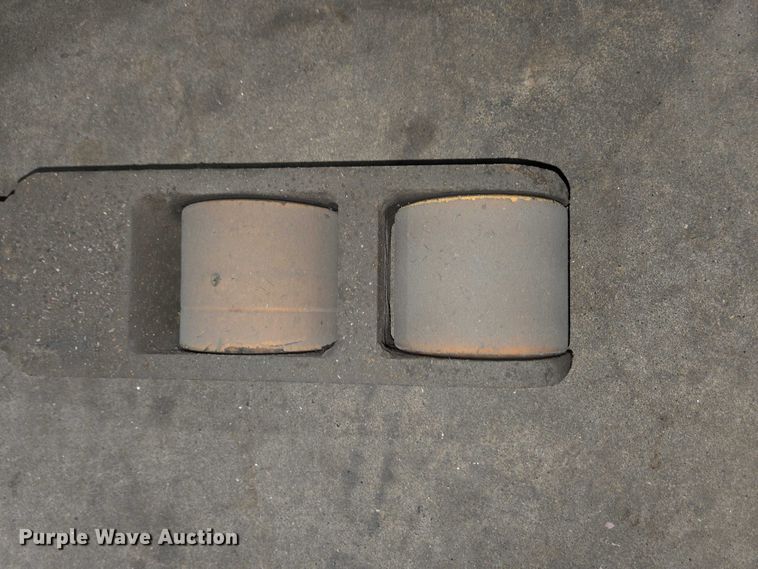 image for item EC4248 2015 Crown RR5725-35 reach truck