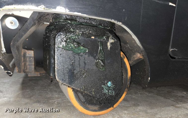 image for item EC4248 2015 Crown RR5725-35 reach truck