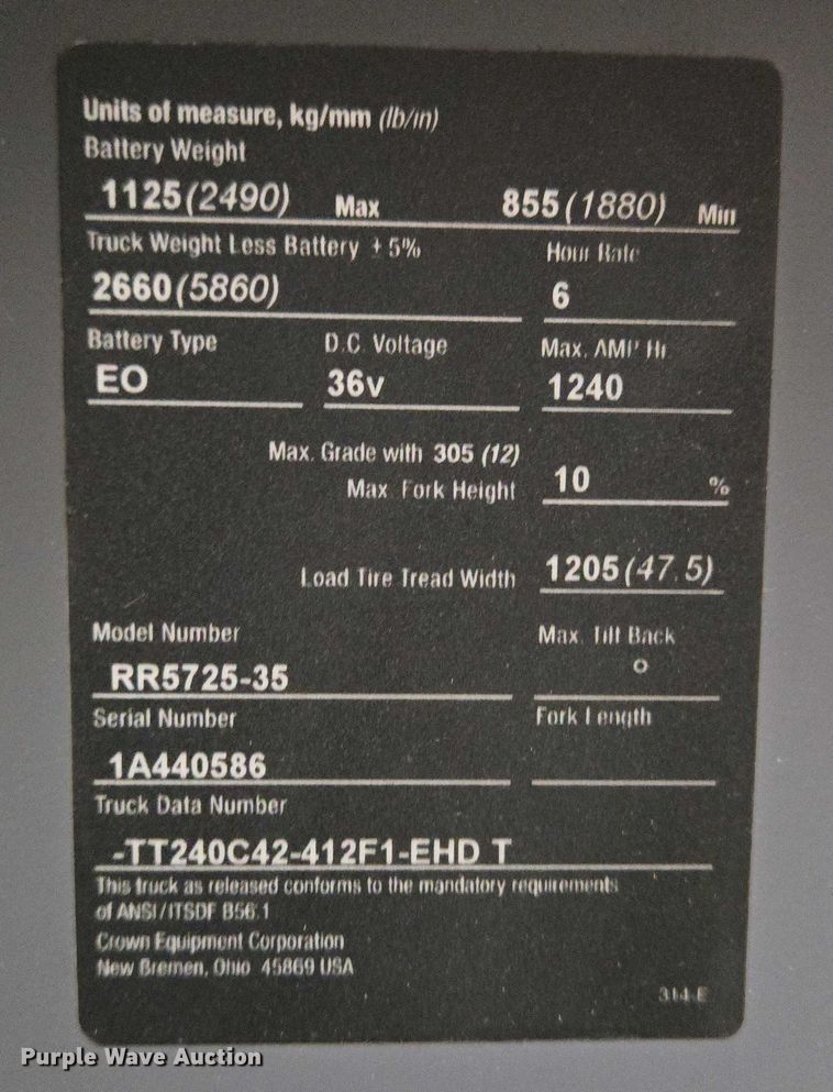image for item EC4248 2015 Crown RR5725-35 reach truck