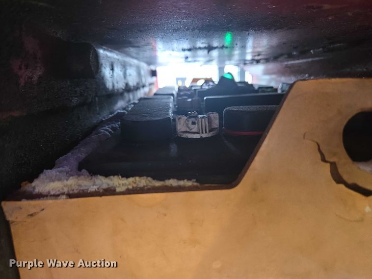 image for item EC4249 2006 Raymond EASI R30TT reach truck