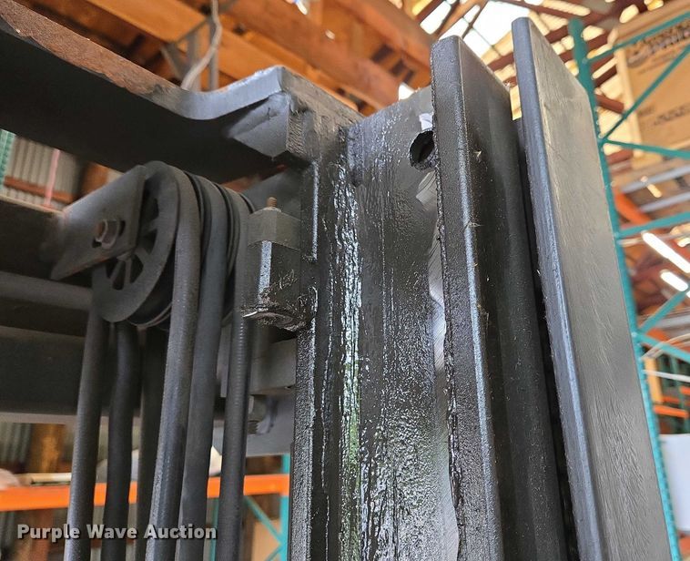 image for item EC4249 2006 Raymond EASI R30TT reach truck