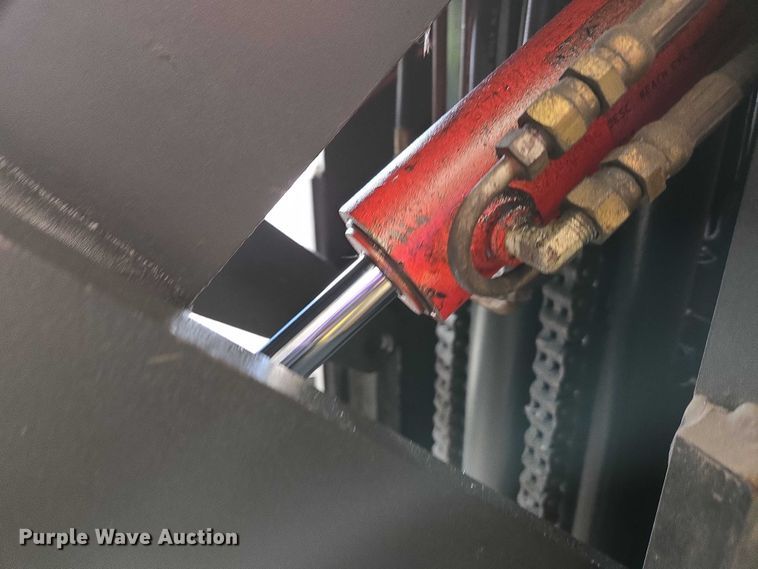 image for item EC4249 2006 Raymond EASI R30TT reach truck