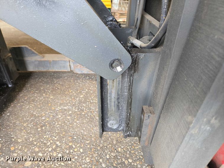 image for item EC4249 2006 Raymond EASI R30TT reach truck