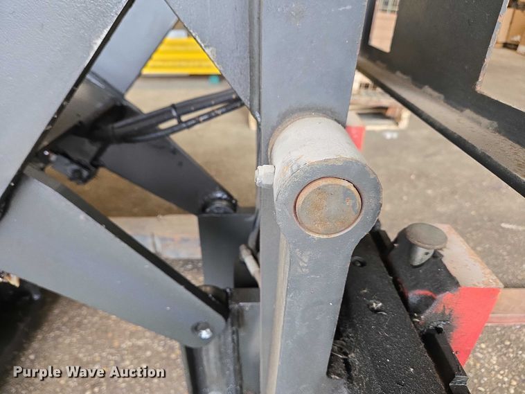 image for item EC4249 2006 Raymond EASI R30TT reach truck